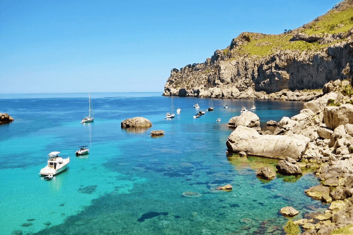 Cala Gavetta bay with some yachts on anchor