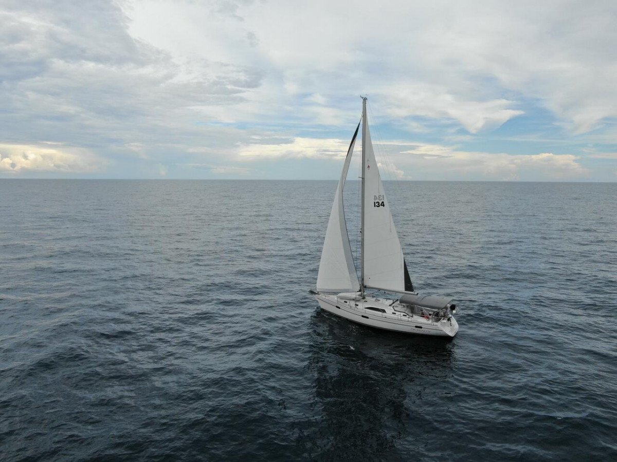 Rent a Catalina Yachts Catalina 445 2019 Sailing Yacht in The Club at